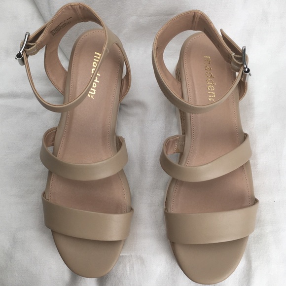 Madden Platform Strappy Sandals Women’s Size 10M - Picture 3 of 13